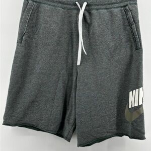 Nike Men's Green Athletic Shorts